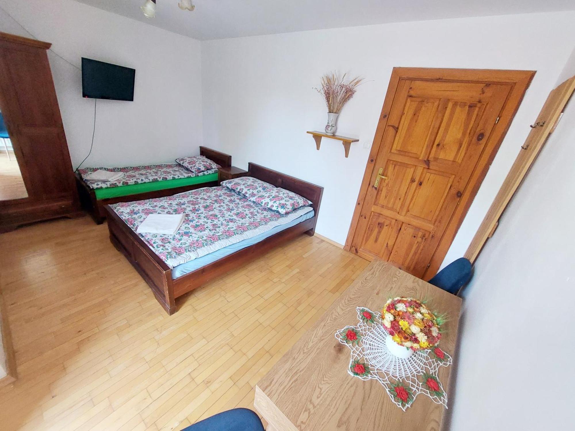Wisniowy Gaj Ujanowice