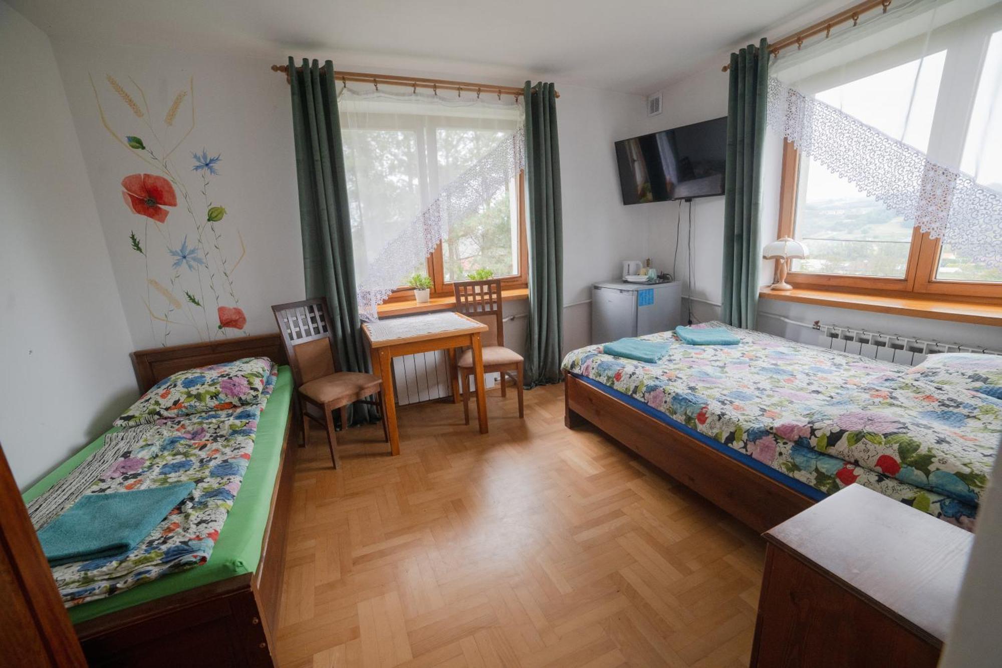 Wisniowy Gaj Ujanowice